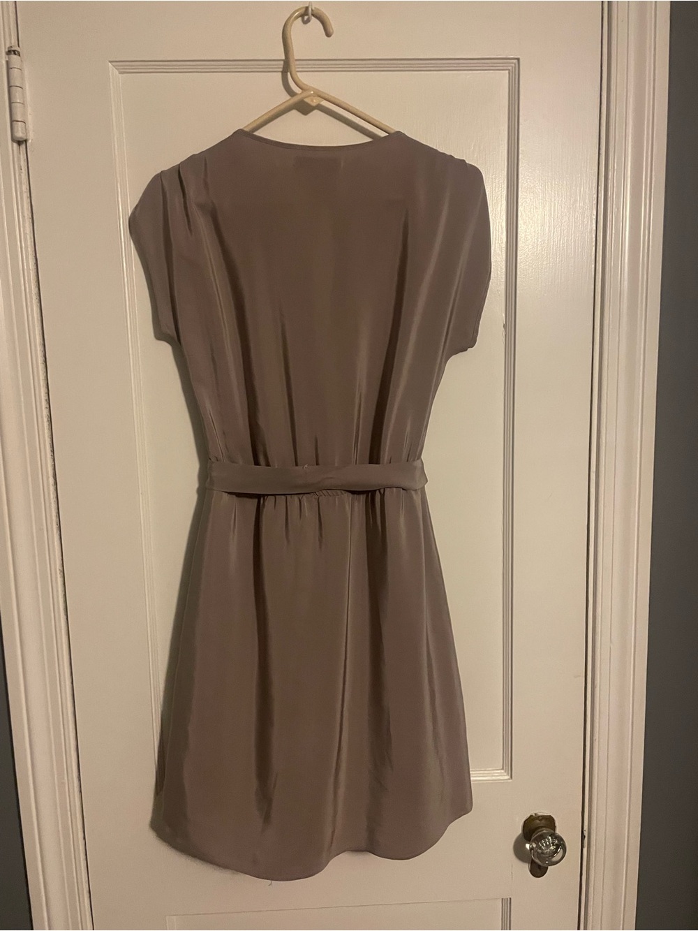 Amanda Uprichard Taupe Short Sleeve Wrap-Front Silk Dress Size small - Picture 3 of 6